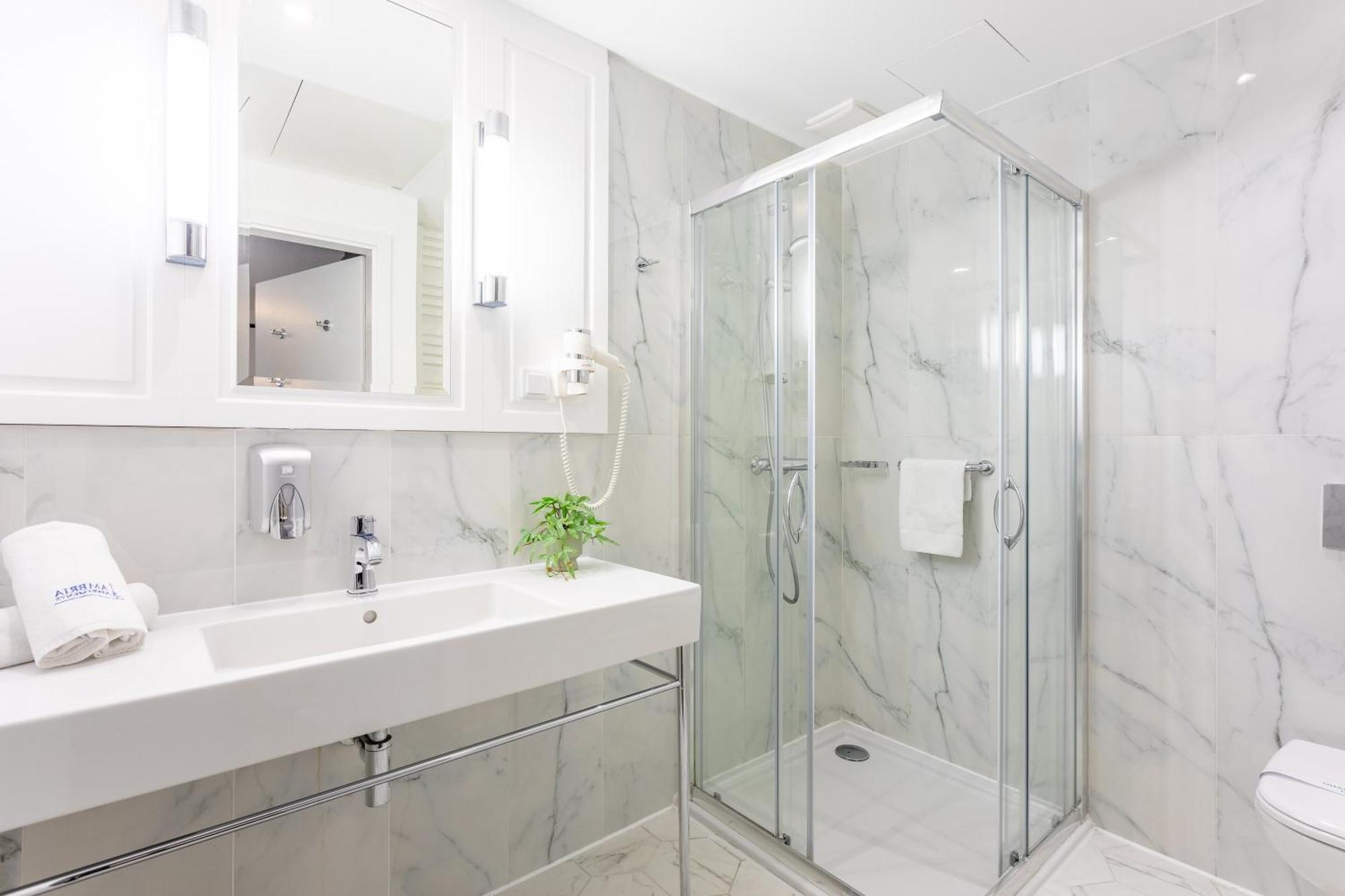 Ambria Apartments Promenada Swinoujscie Ngoại thất bức ảnh